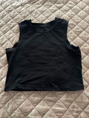 ACTA Women's Black Cropped Tank Top